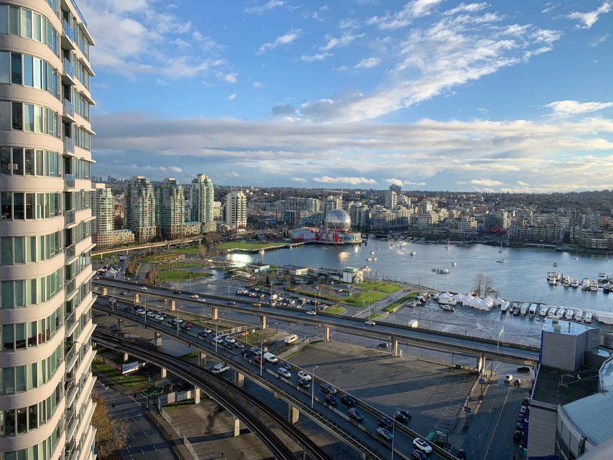 Apartamento Downtown+Amazing View+2Bd/2Ba Free Parking Vancouver Exterior foto